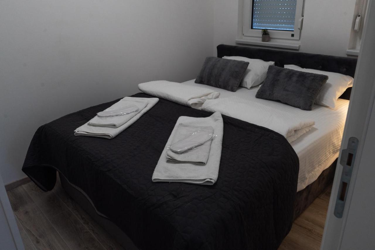 Lux Apartment III Приедор Экстерьер фото